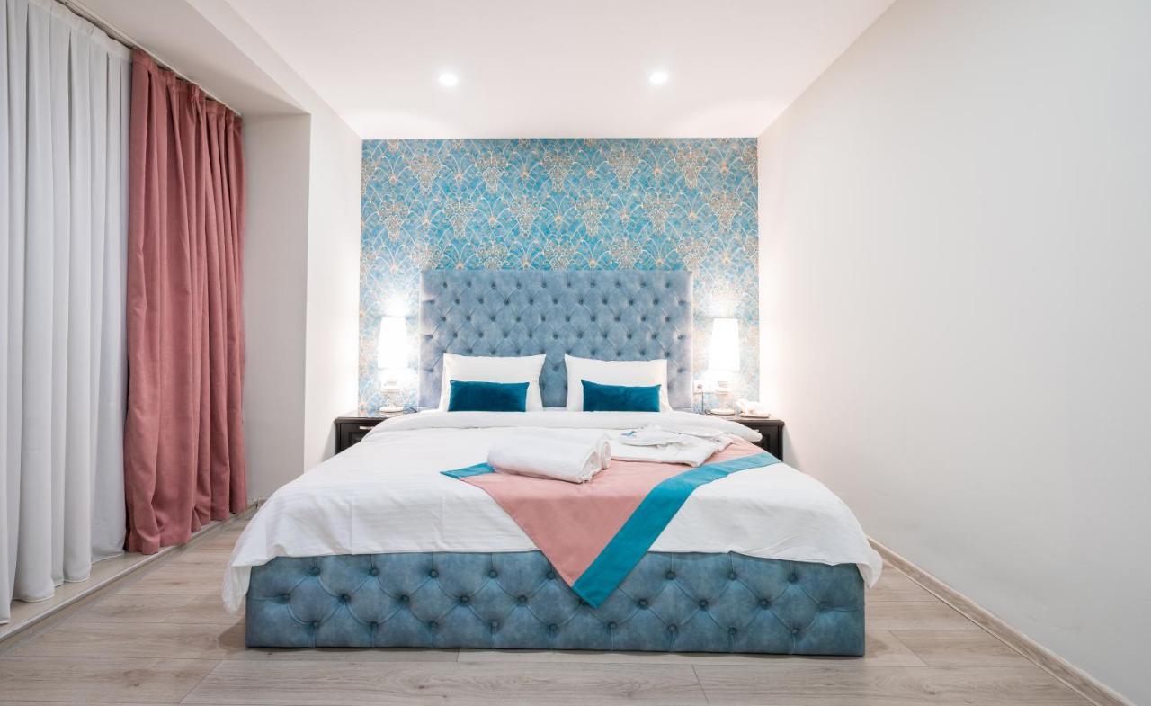 Capitol Hotel By Umbrella Tbilisi Esterno foto