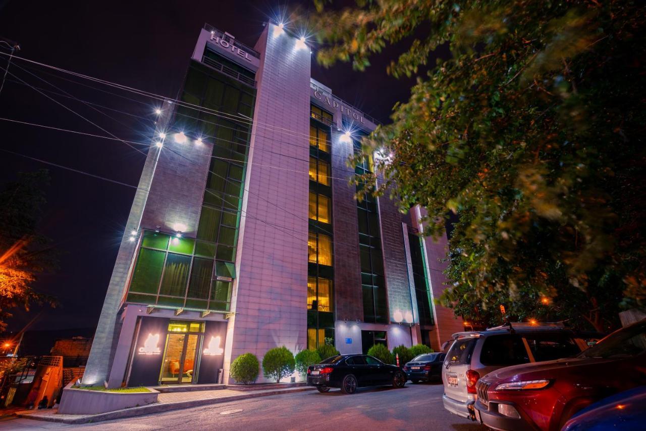 Capitol Hotel By Umbrella Tbilisi Esterno foto